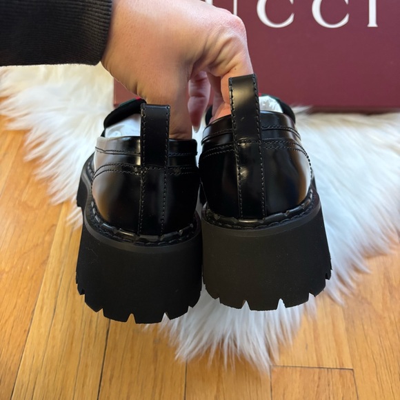 Gucci Black Loafers - Picture 4 of 6